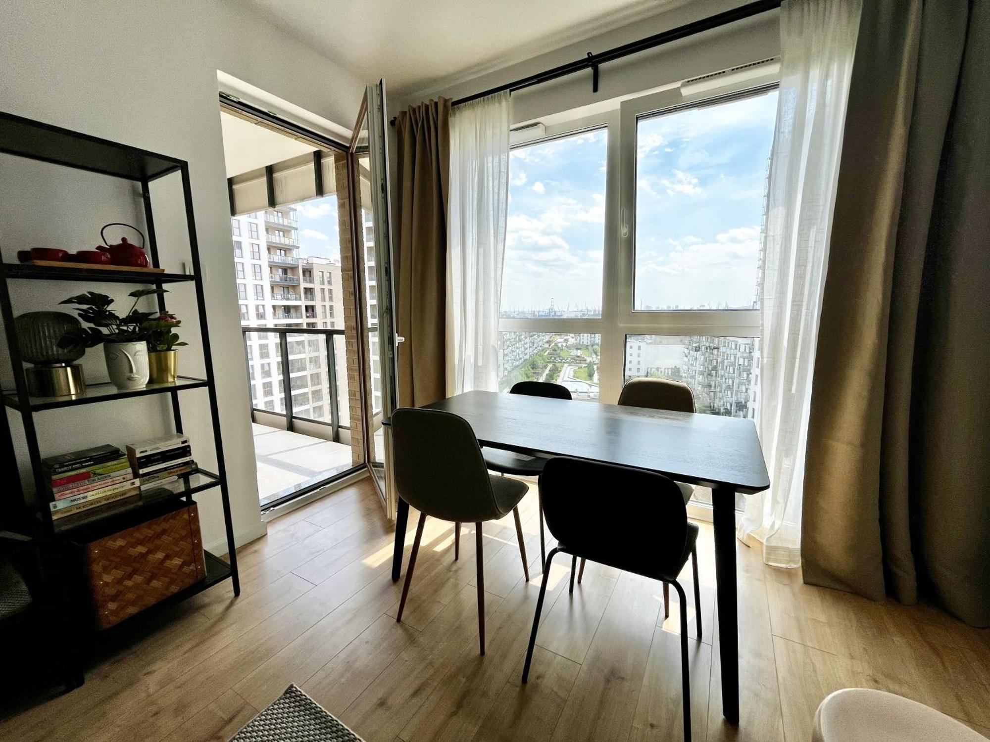 Prestige View - 2km Od Plazy - Rent A Apartment